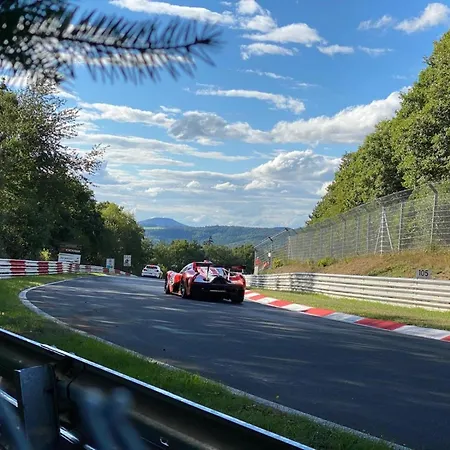 דירה Apartment Nordschleife In Adenau אדנאו