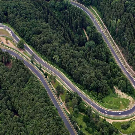 Nordschleife In דירה אדנאו