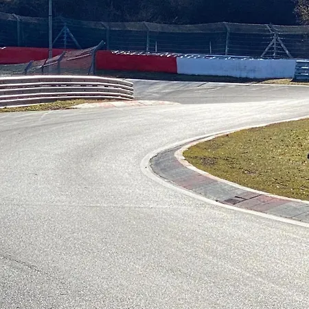 Nordschleife In * 阿德瑙